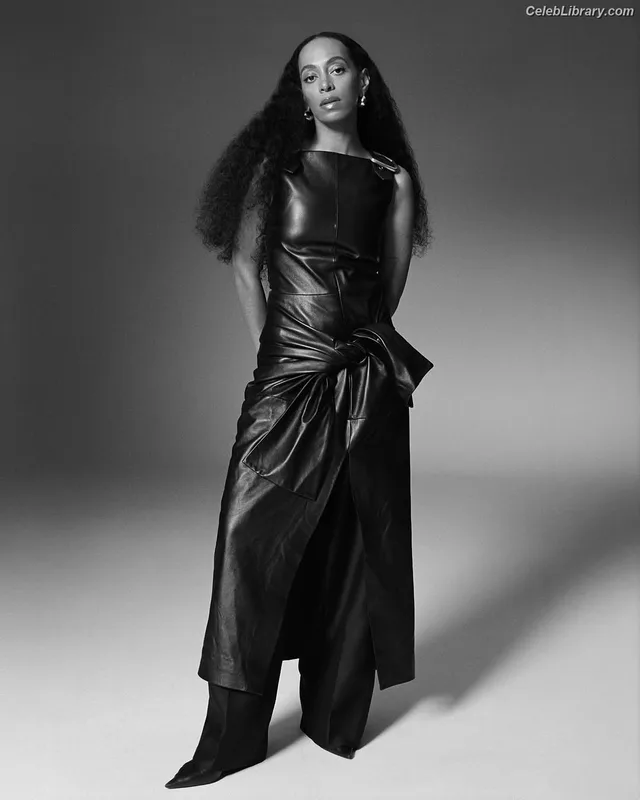 Solange Knowles photo 14 of 81
