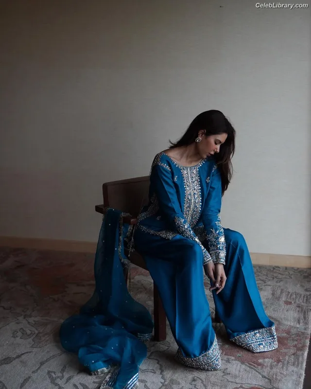 Sonam Bajwa photo 6 of 101