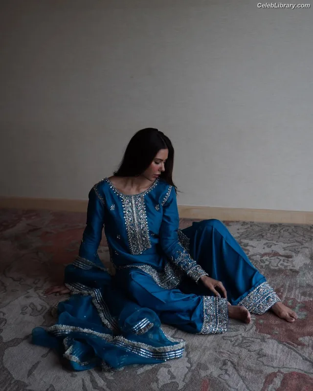 Sonam Bajwa photo 8 of 101