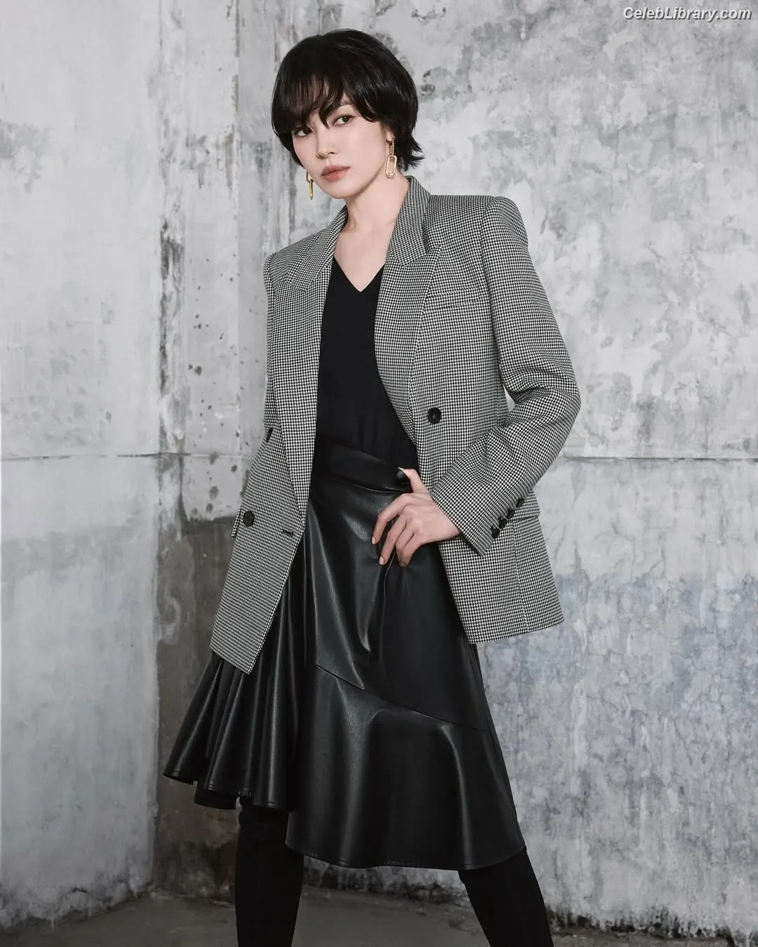 Song Hye-kyo photo 19 of 245
