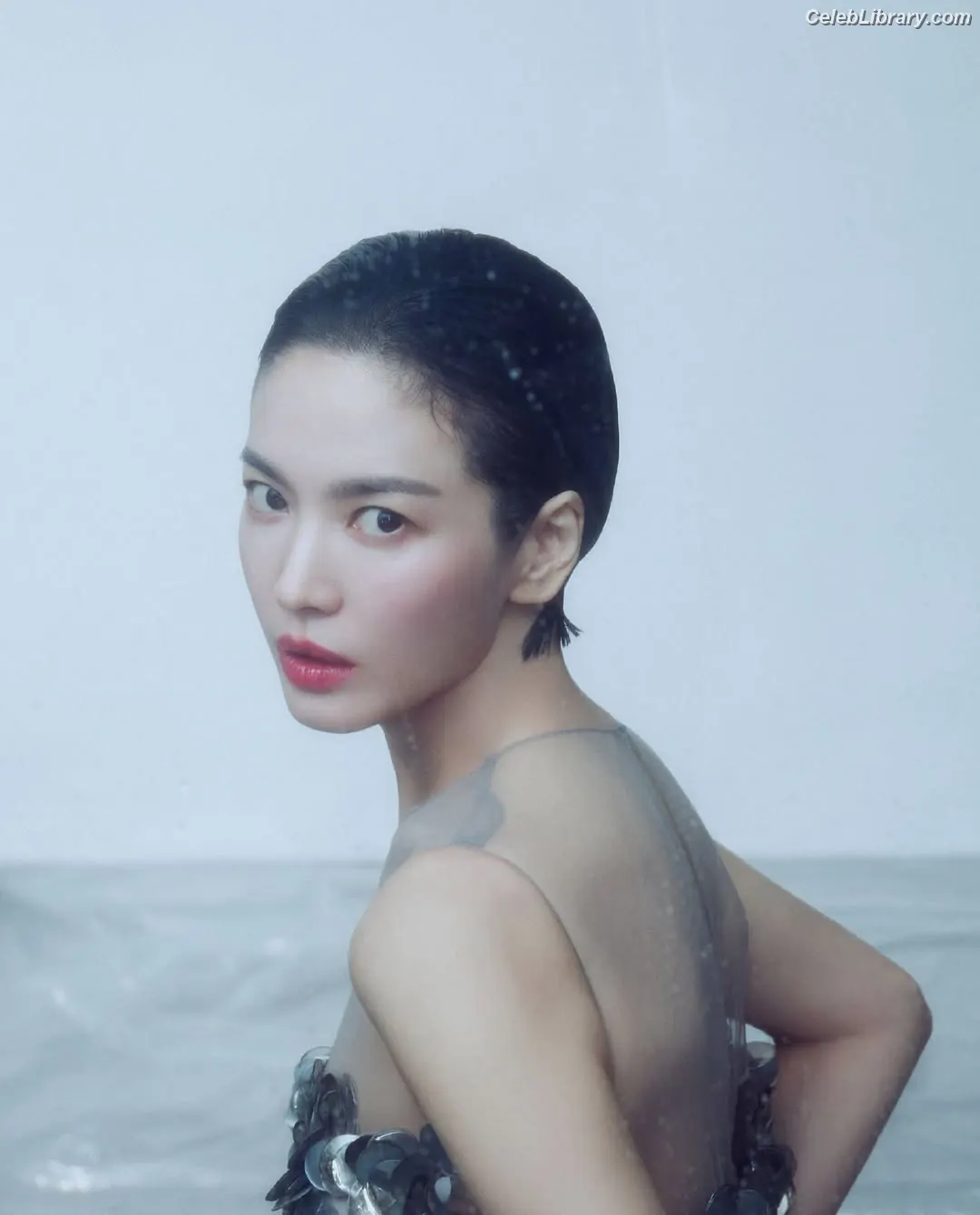 Song Hye-kyo photo 21 of 245