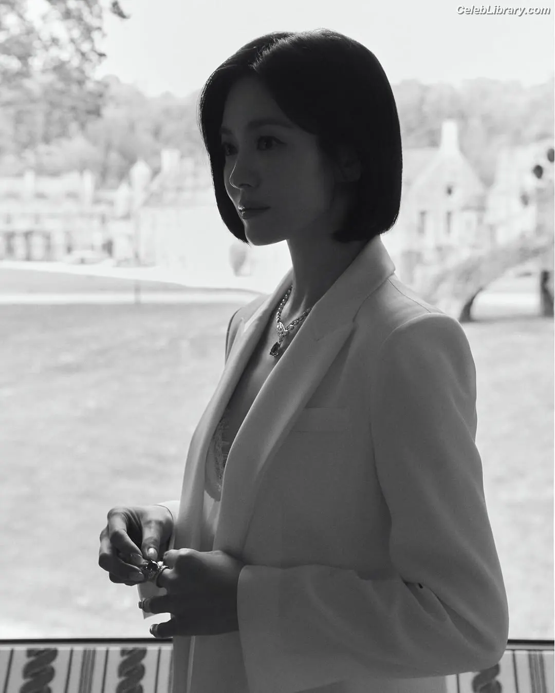Song Hye-kyo photo 18 of 245