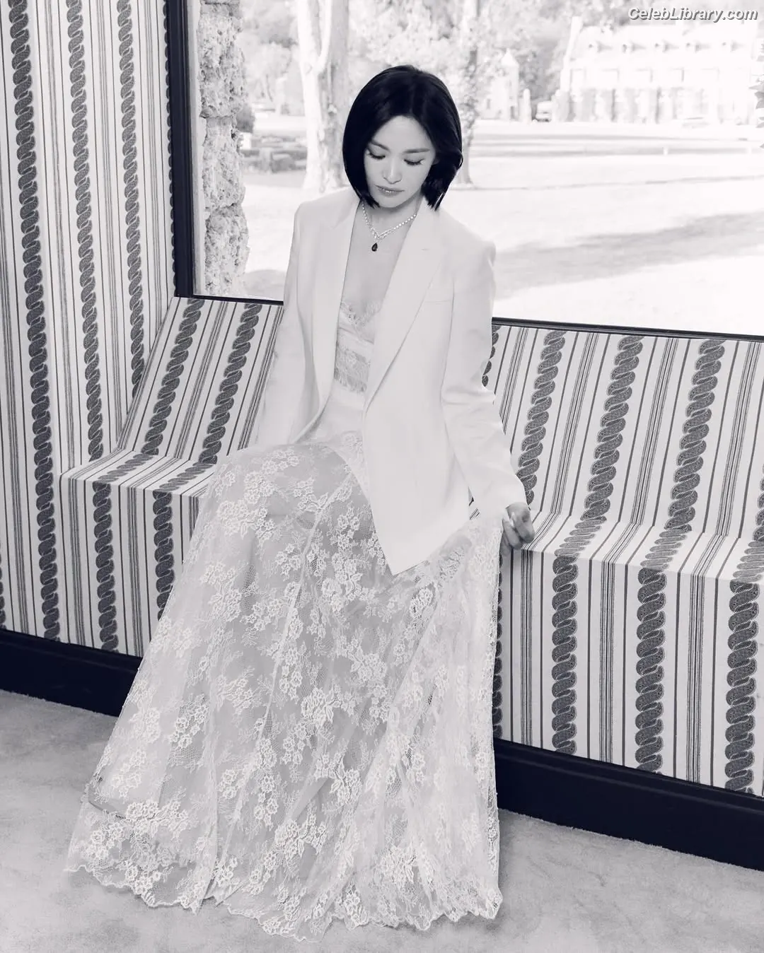 Song Hye-kyo photo 23 of 245