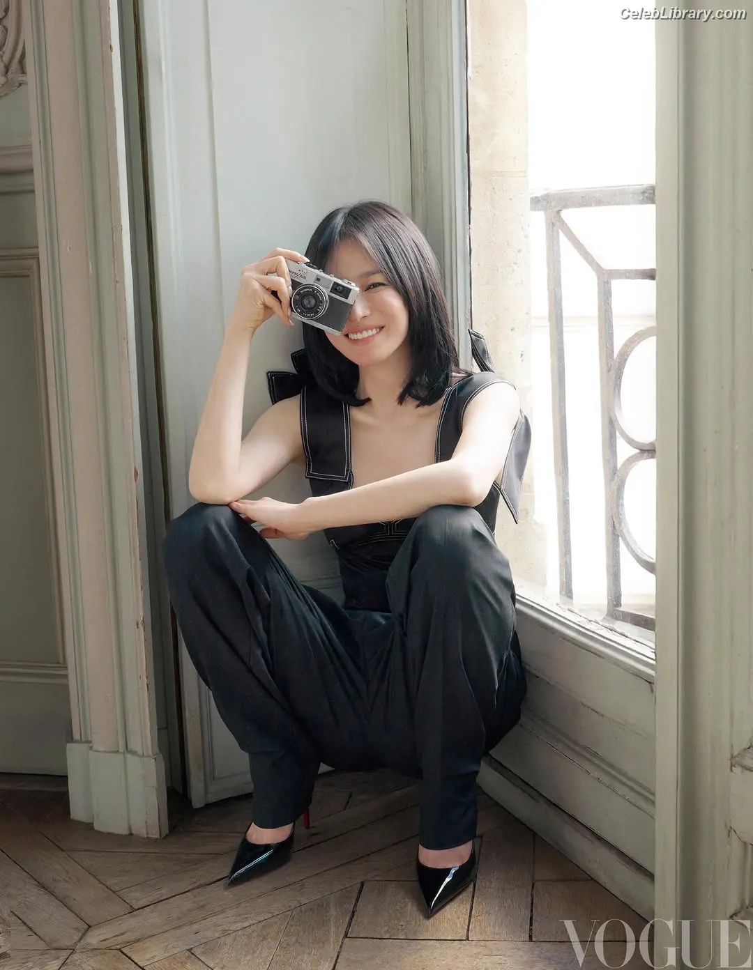 Song Hye-kyo photo 1 of 245