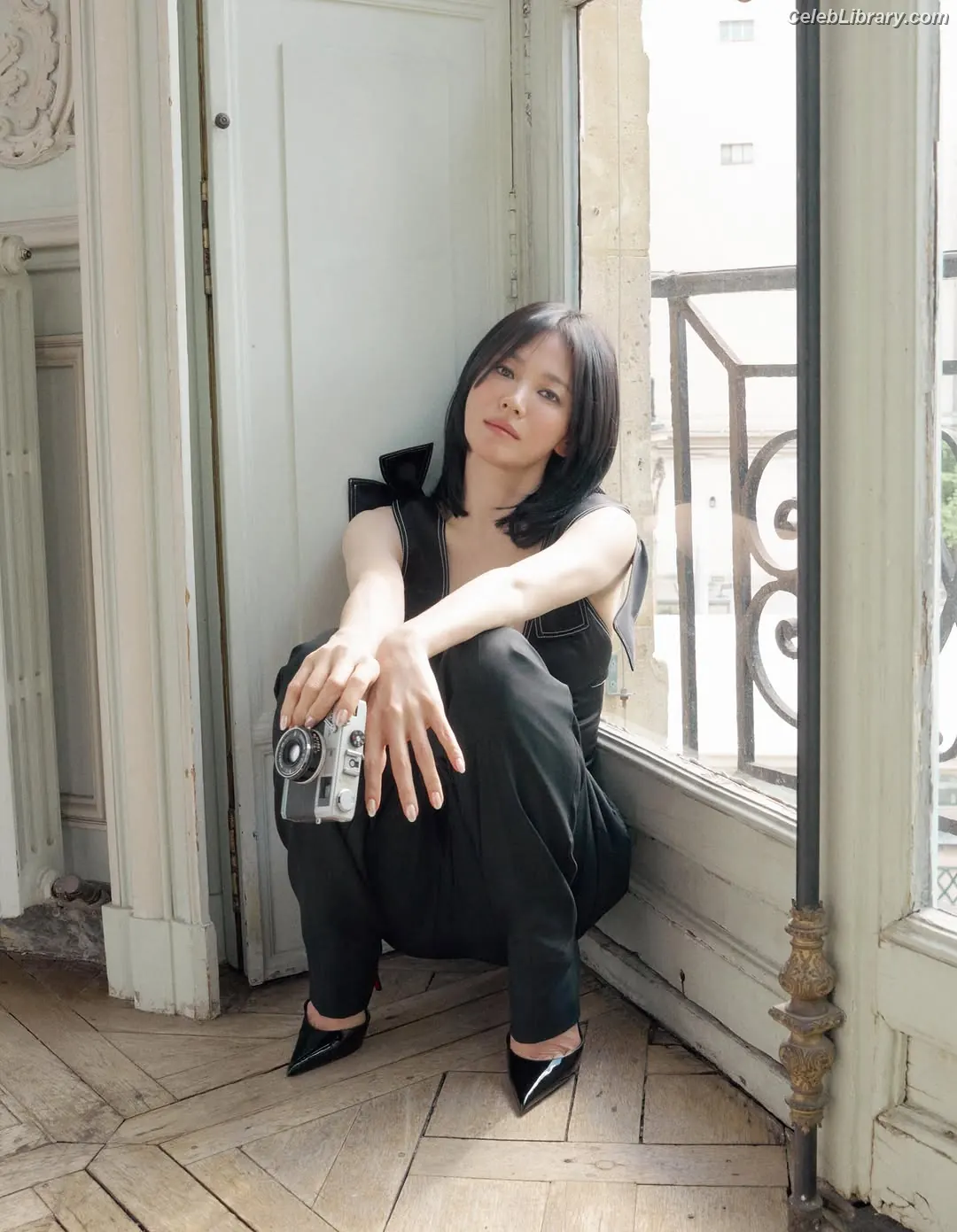 Song Hye-kyo photo 6 of 245