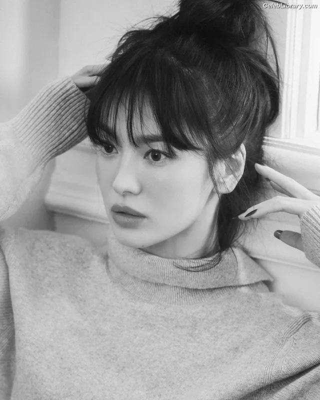 Song Hye-kyo photo 18 of 246