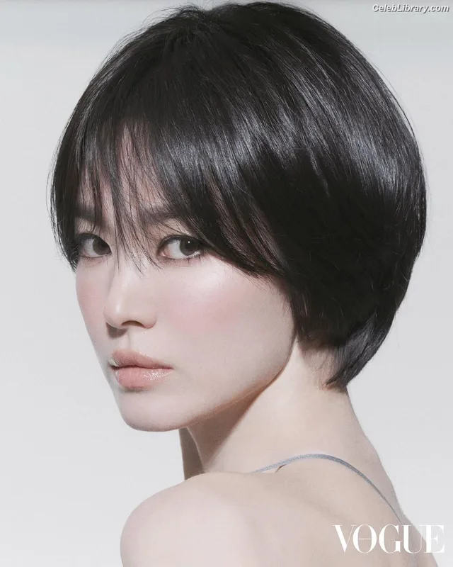 Song Hye-kyo photo 2 of 246