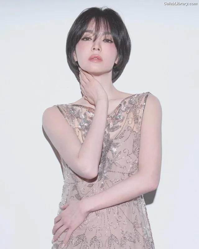 Song Hye-kyo photo 6 of 246