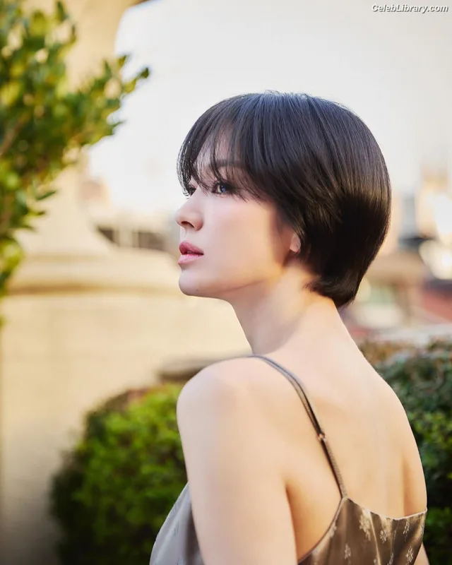 Song Hye-kyo photo 8 of 246