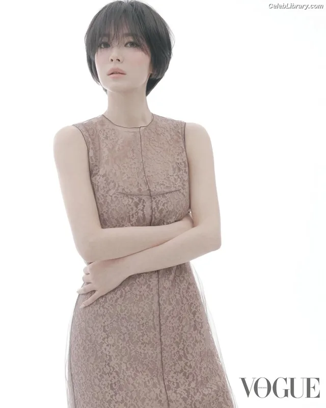 Song Hye-kyo photo 17 of 246