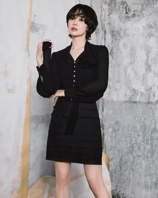 Song Hye-kyo photo 4 of 246