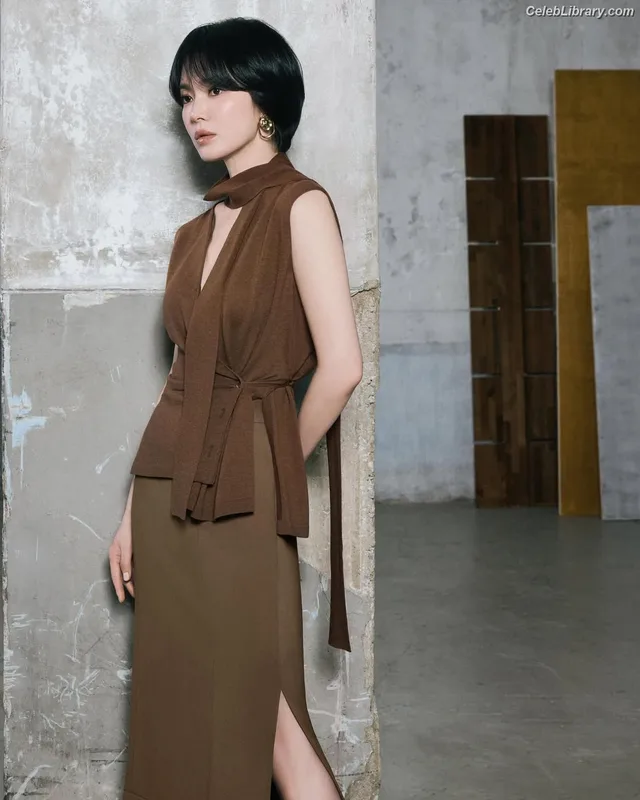 Song Hye-kyo photo 13 of 246