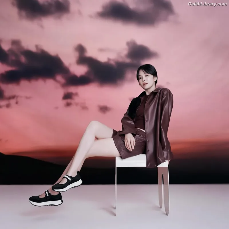 Song Hye-kyo photo 24 of 246