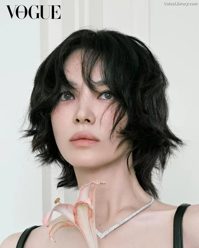 Song Hye-kyo photo 19 of 246