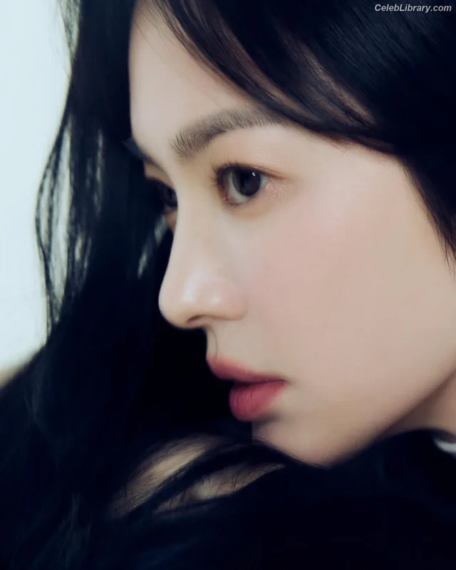 Song Hye-kyo photo 13 of 246
