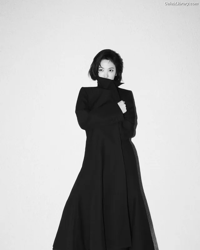 Song Hye-kyo photo 5 of 246