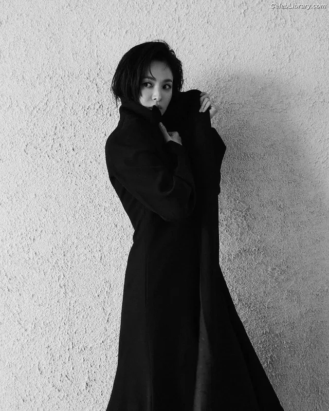 Song Hye-kyo photo 7 of 246