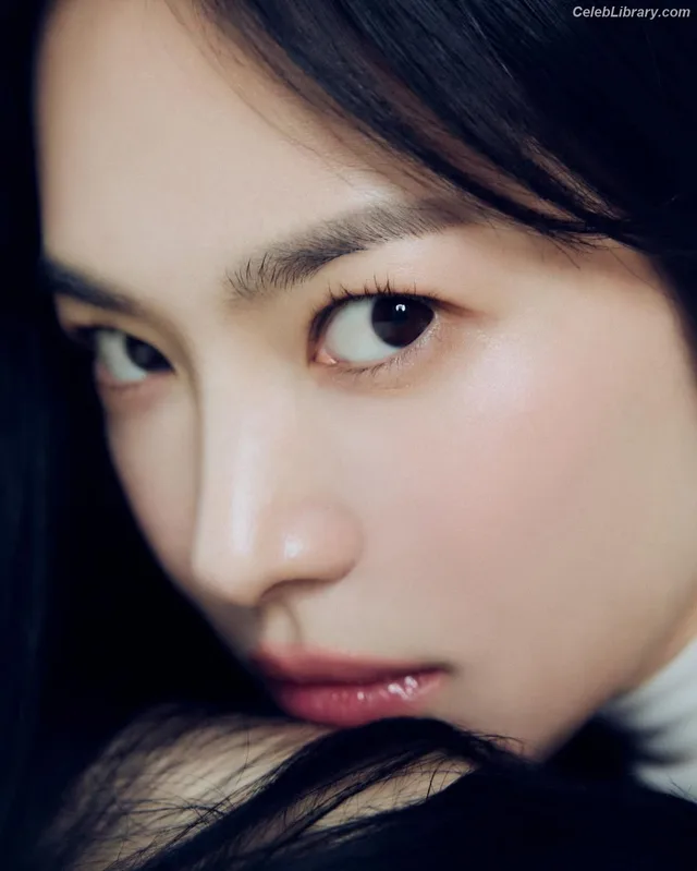 Song Hye-kyo photo 15 of 246