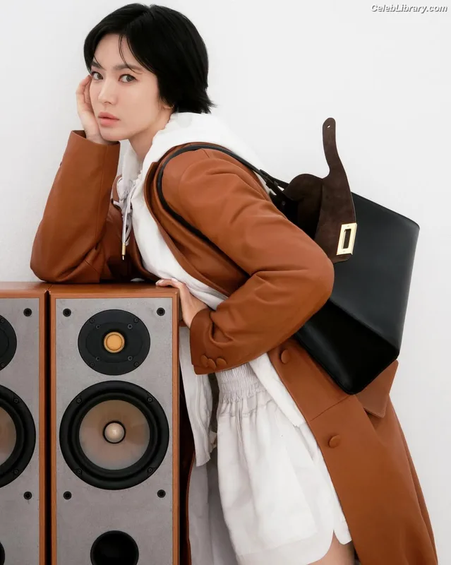 Song Hye-kyo photo 6 of 246