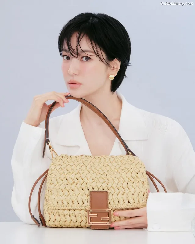 Song Hye-kyo photo 9 of 246