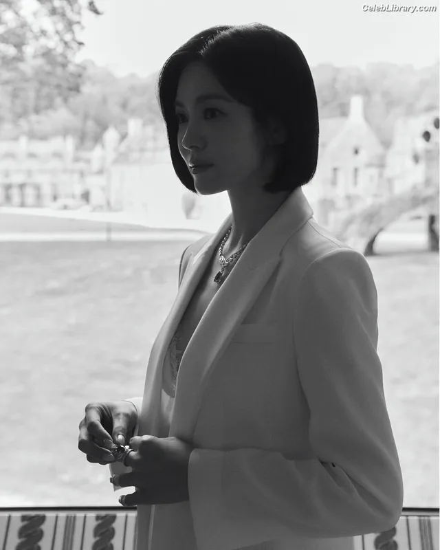 Song Hye-kyo photo 18 of 246