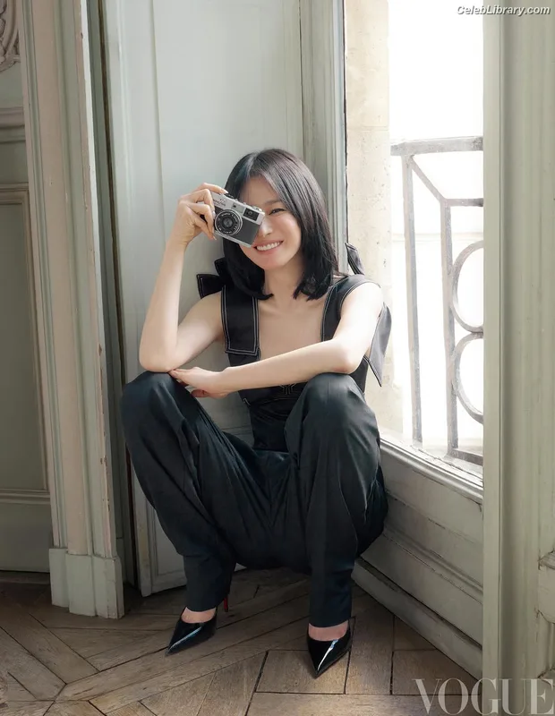Song Hye-kyo photo 1 of 246