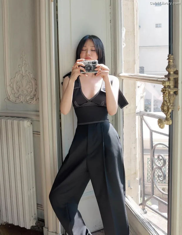 Song Hye-kyo photo 22 of 246