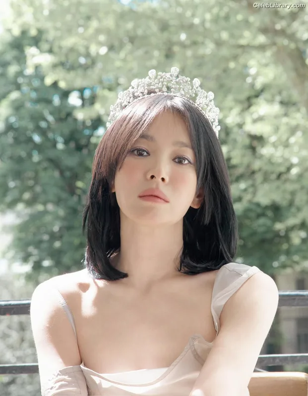 Song Hye-kyo photo 2 of 246