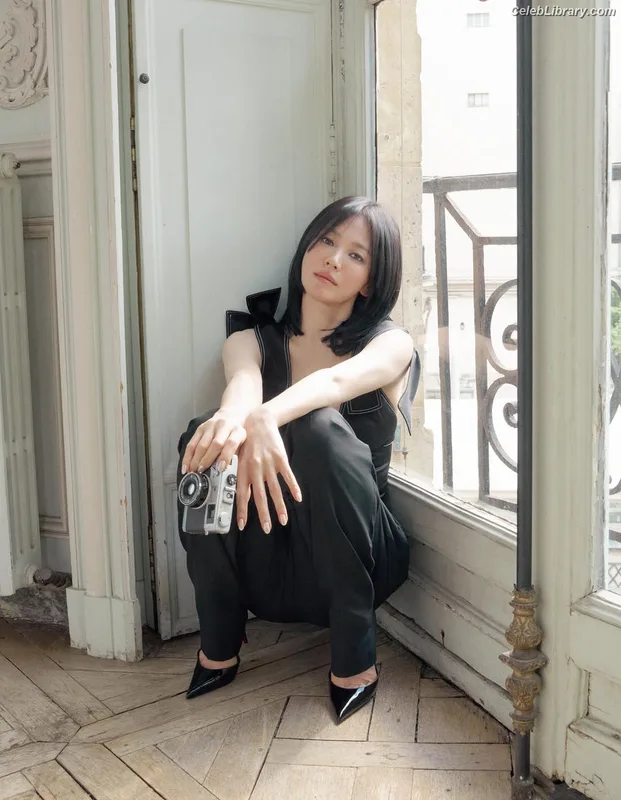 Song Hye-kyo photo 6 of 246