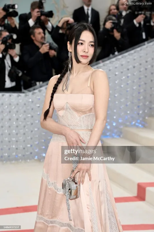 Song Hye-kyo photo 23 of 246