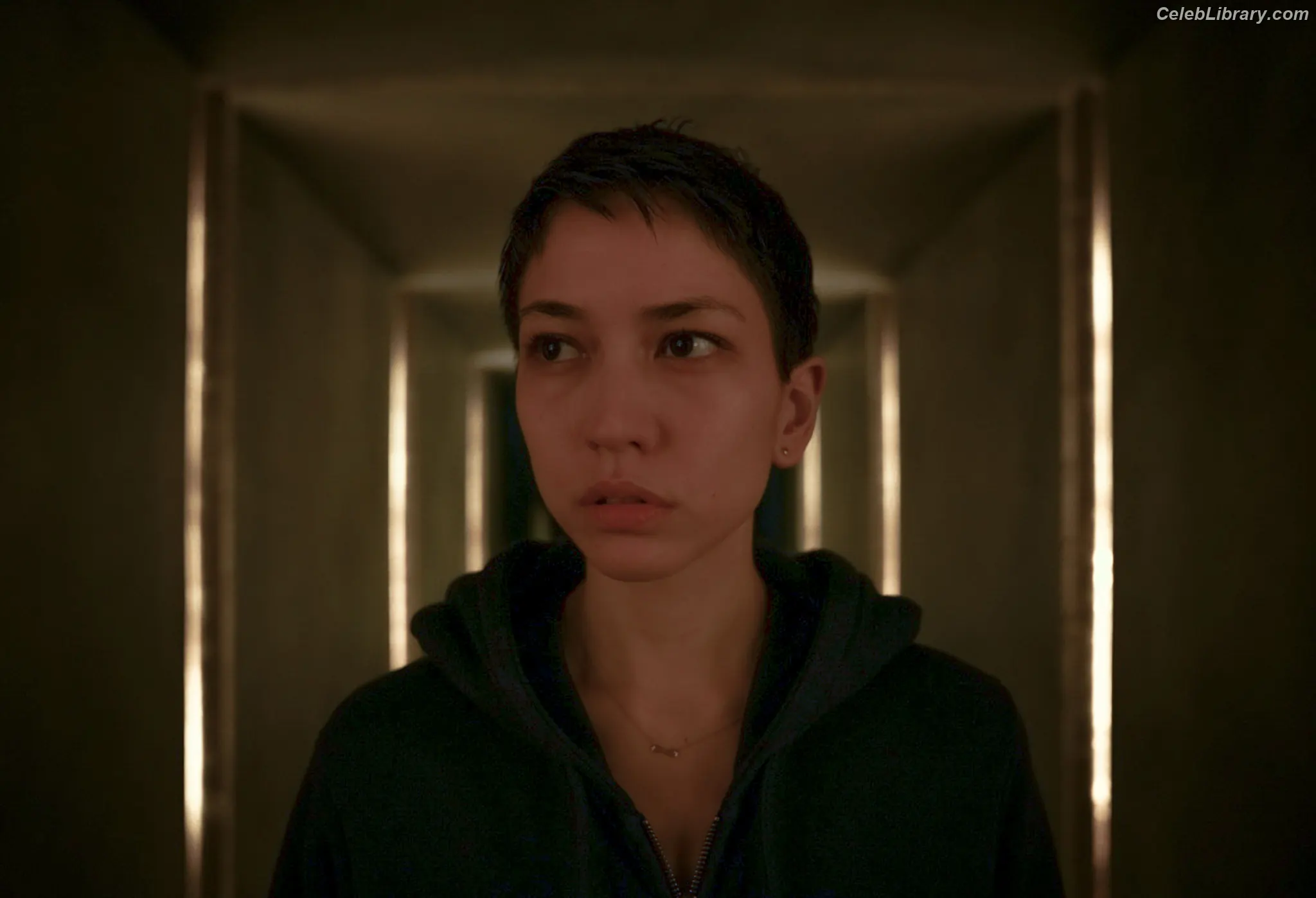 Sonoya Mizuno photo 1 of 157