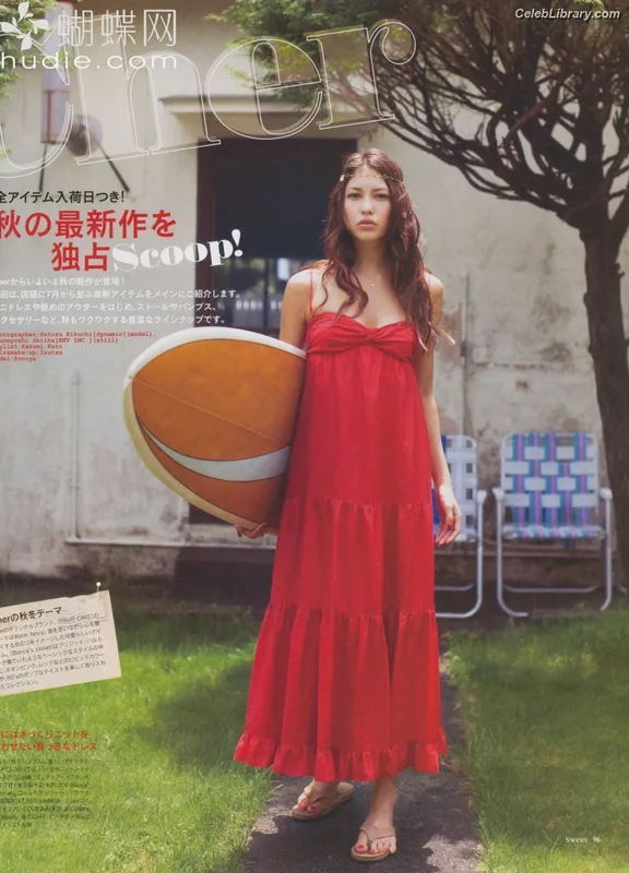 Sonoya Mizuno photo 16 of 158