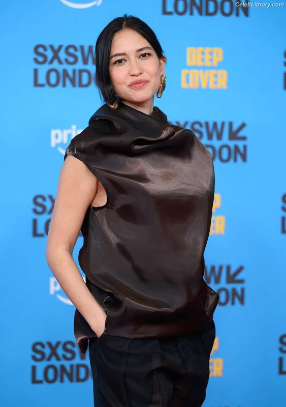 Sonoya Mizuno photo 7 of 158