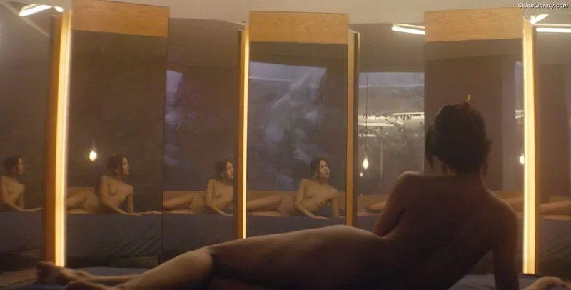 Sonoya Mizuno photo 17 of 158