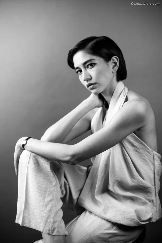 Sonoya Mizuno photo 7 of 158