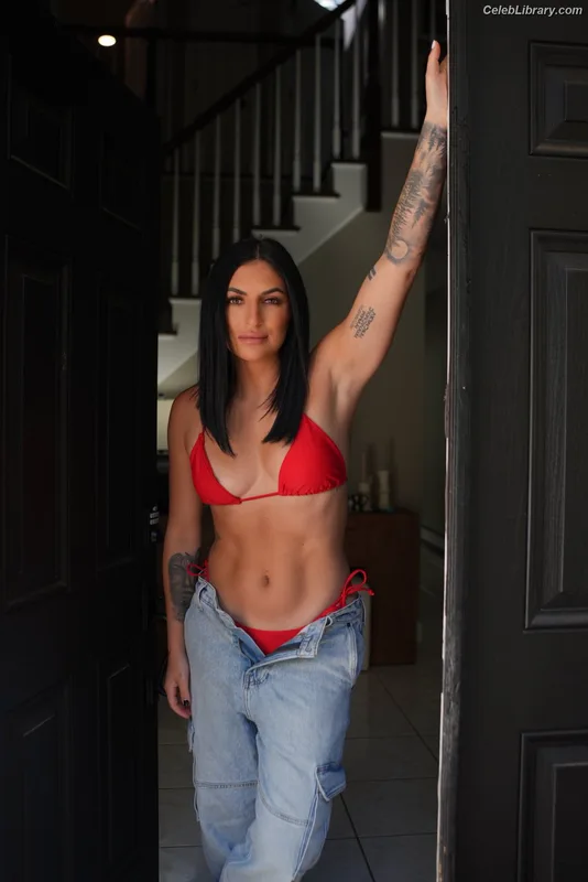 Sonya Deville photo 1 of 222