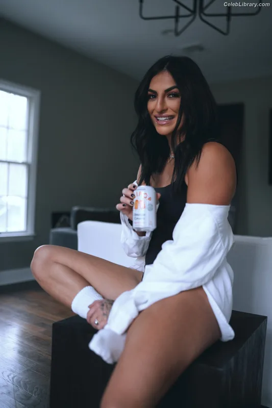 Sonya Deville photo 9 of 222