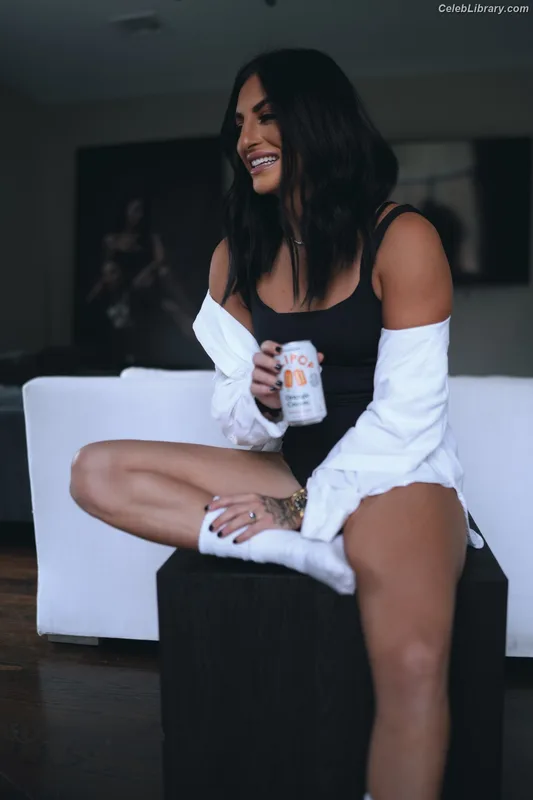 Sonya Deville photo 10 of 222