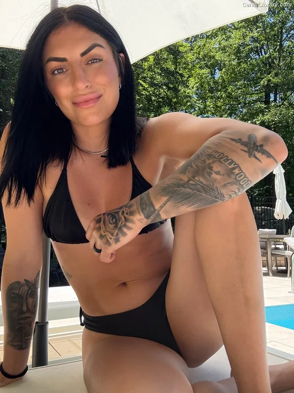 Sonya Deville photo 24 of 222