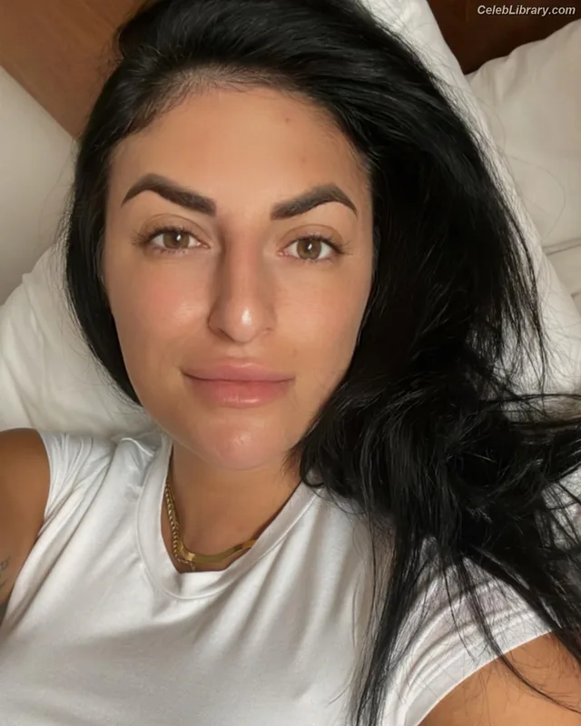 Sonya Deville photo 1 of 222