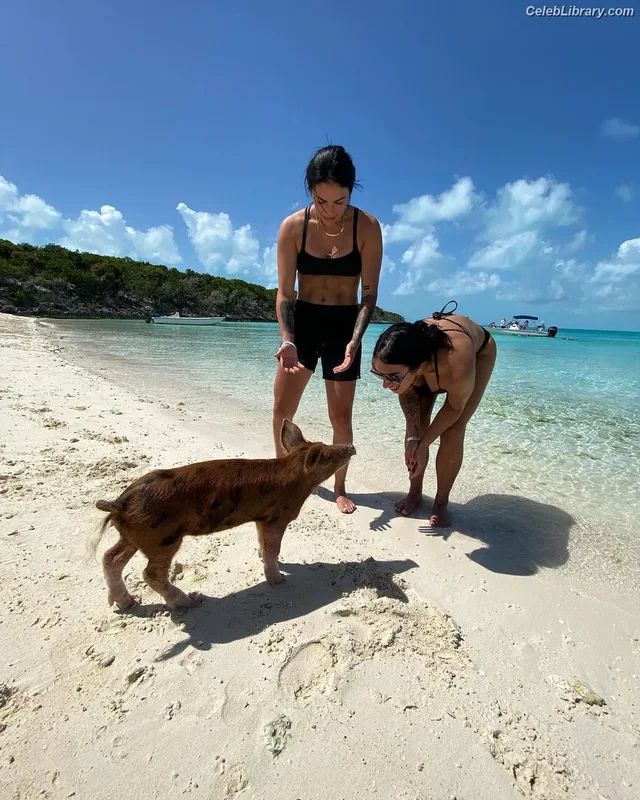 Sonya Deville photo 3 of 222