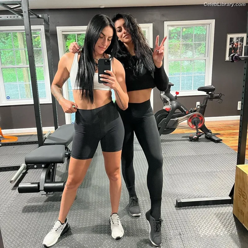 Sonya Deville photo 5 of 222