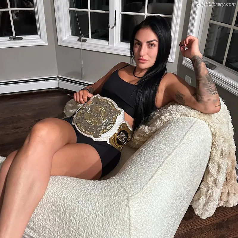 Sonya Deville photo 11 of 222