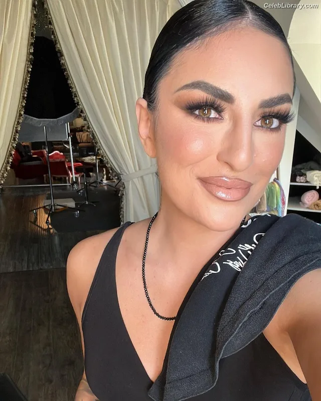 Sonya Deville photo 17 of 222