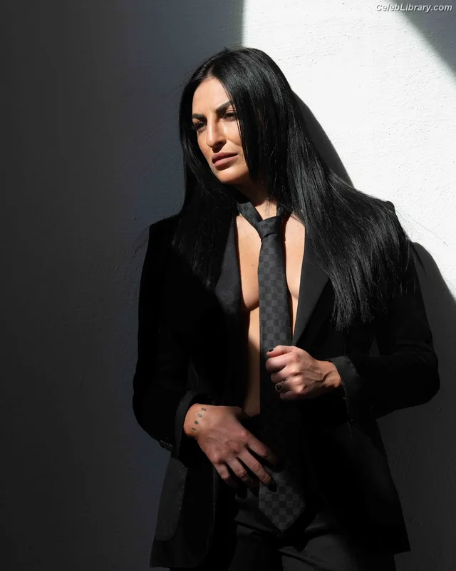 Sonya Deville photo 21 of 222