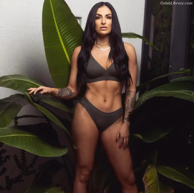 Sonya Deville photo 5 of 222