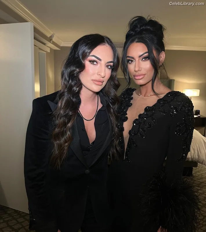 Sonya Deville photo 4 of 222