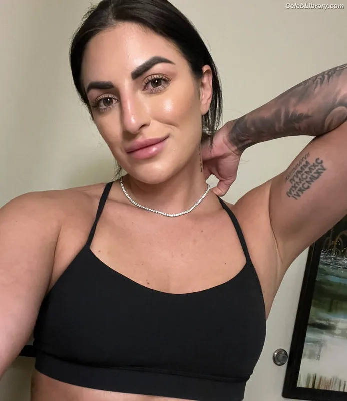 Sonya Deville photo 7 of 222