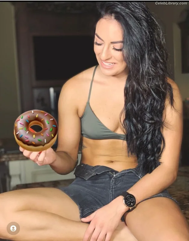 Sonya Deville photo 22 of 222