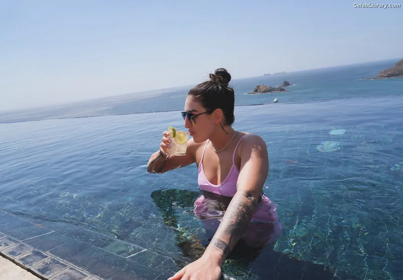Sonya Deville photo 16 of 222